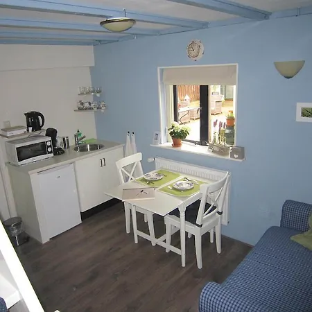 De Bloesemhof Apartment *